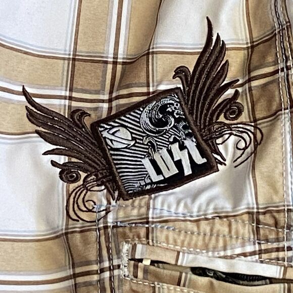 Lost Enterprises Board Shorts Plaid Crown Wings Embroidered Patches Men's Sz 36 - Picture 4 of 9